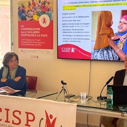“La cooperazione allo sviluppo costruisce la pace”: Prima As ... Immagine 2