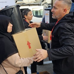 Aide d'urgence aux communautés déplacées par le conflit au L ... Image 4