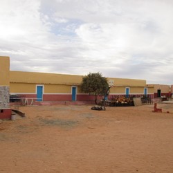 Better schools for 2200+ girls and boys of the saharawi camp ... Immagine 4
