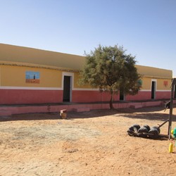 Better schools for 2200+ girls and boys of the saharawi camp ... Image 5