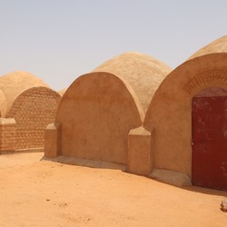 500 case sociali per le famiglie vulnerabili di Agadez, Nige ... Immagine 8