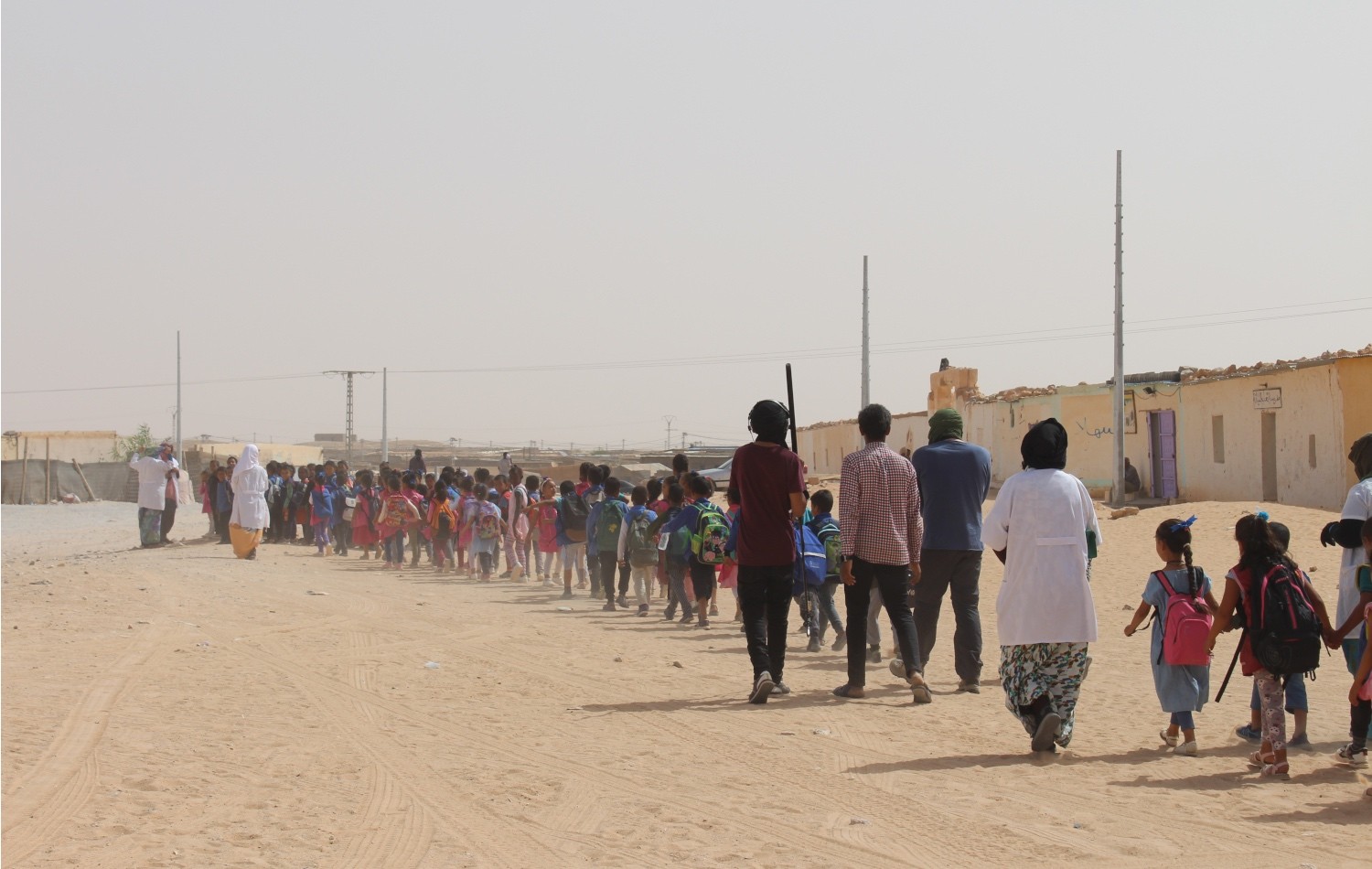 Écoles améliorées pour plus de 2200 filles et garçons des camps sahraouis
